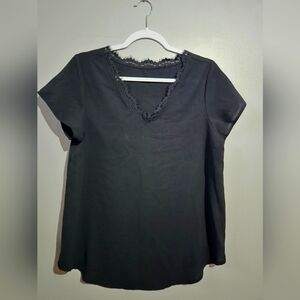 Elegant Black Eyelash Lace Faux silk tee, M